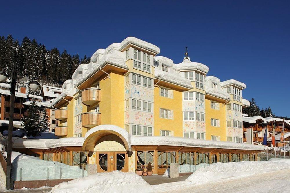 Alpen Suite Hotel Madonna Exteriör bild